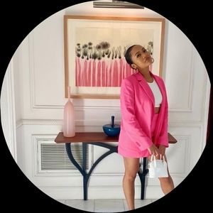 Meet your Posher, Monica